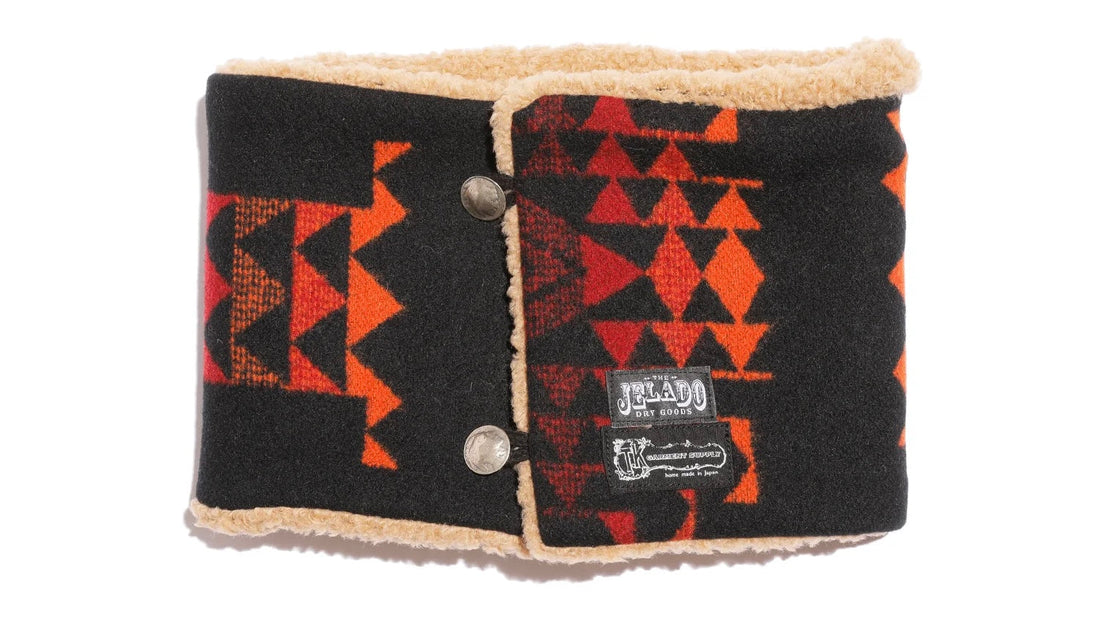 究極のブランケットで、寒さから首を守る「Tribe Neck Guard」～Flagship Store～