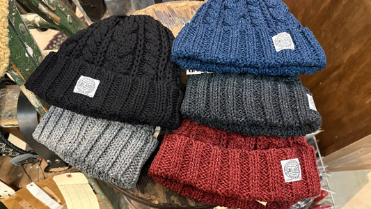 定番ニット帽が新シーズンに再リリース-cable watch cap～Flagship Store～