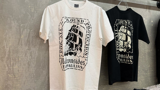 ボート用の防水シートメーカーのロゴを再現したTシャツ～Flagship Store～