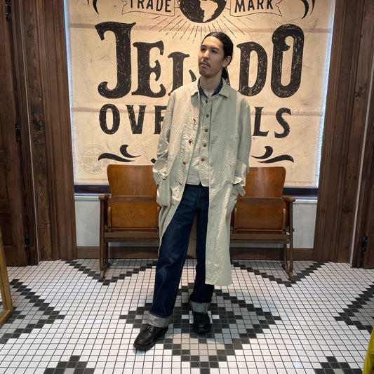 お花見にうってつけ──The 2 Monkeys「ダスターコート」～Flagship Store～