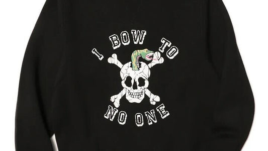 新年に相応しいフロッキープリントスウェットが入荷～Flagship store～