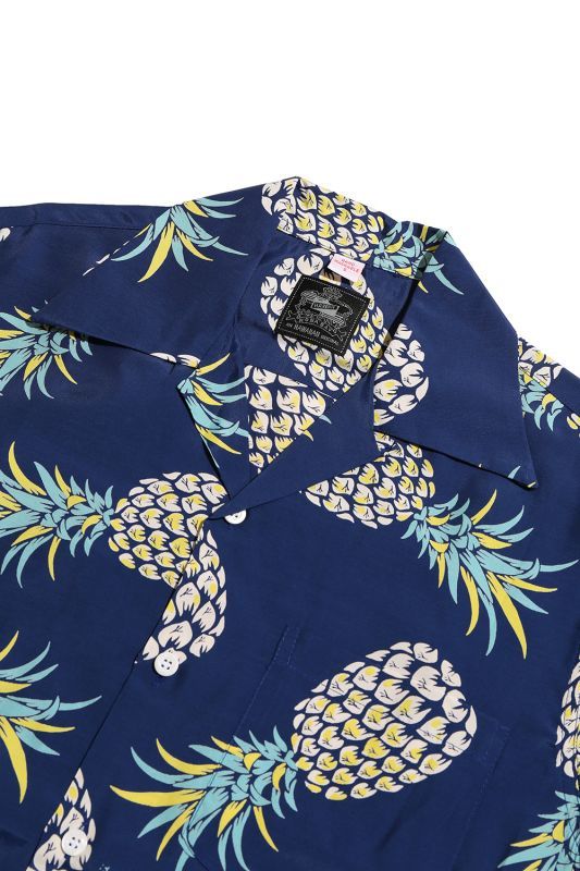 Kona Bay Hawaii Pineapple Aloha Shirt (パイナップルアロハシャツ)【BK-RA2004】