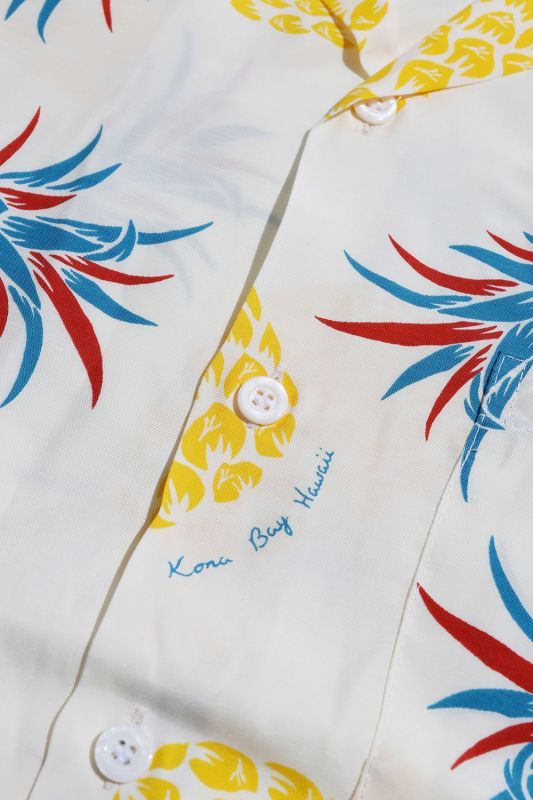 Kona Bay Hawaii Pineapple Aloha Shirt (パイナップルアロハシャツ)【BK-RA2004】