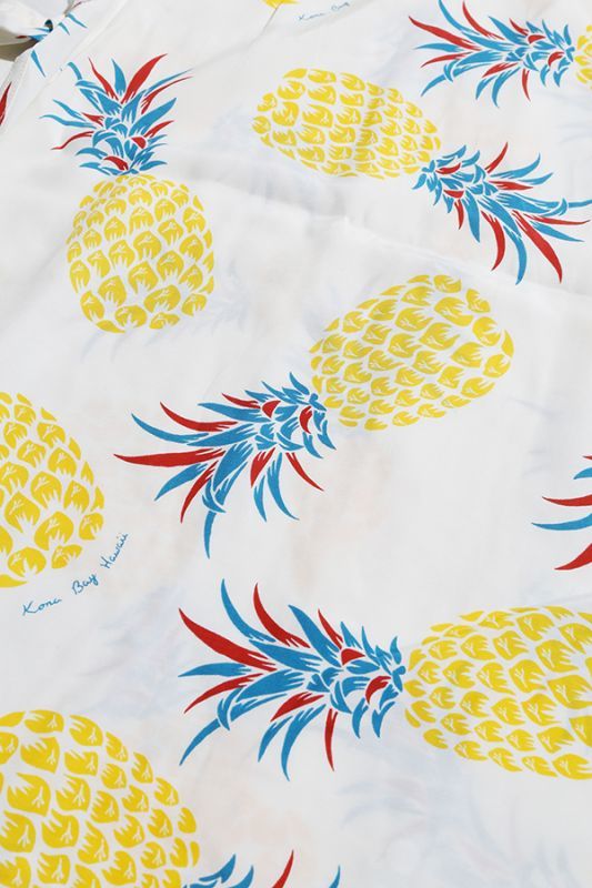 Kona Bay Hawaii Pineapple Aloha Shirt (パイナップルアロハシャツ)【BK-RA2004】