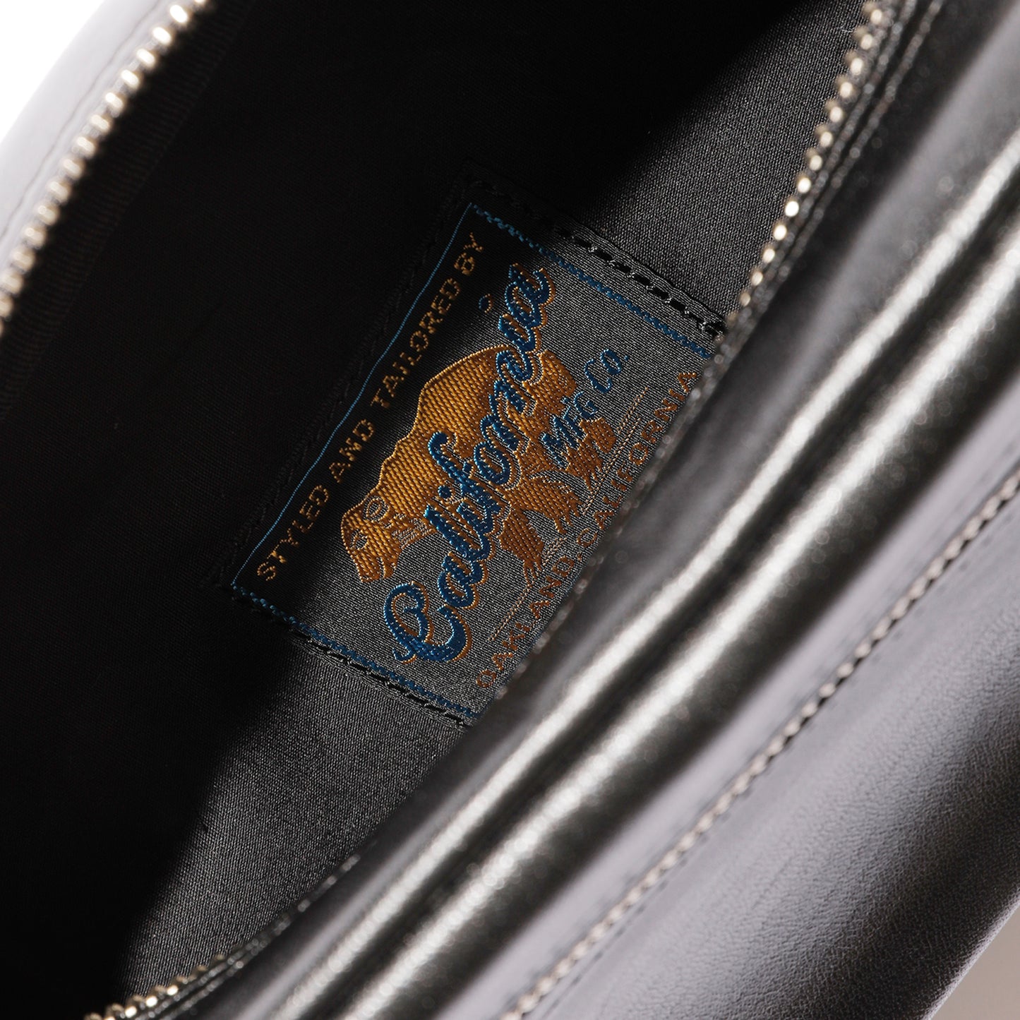 Rainbow Country Leather Shoulder Pouch Horse hide【RCL-60017】