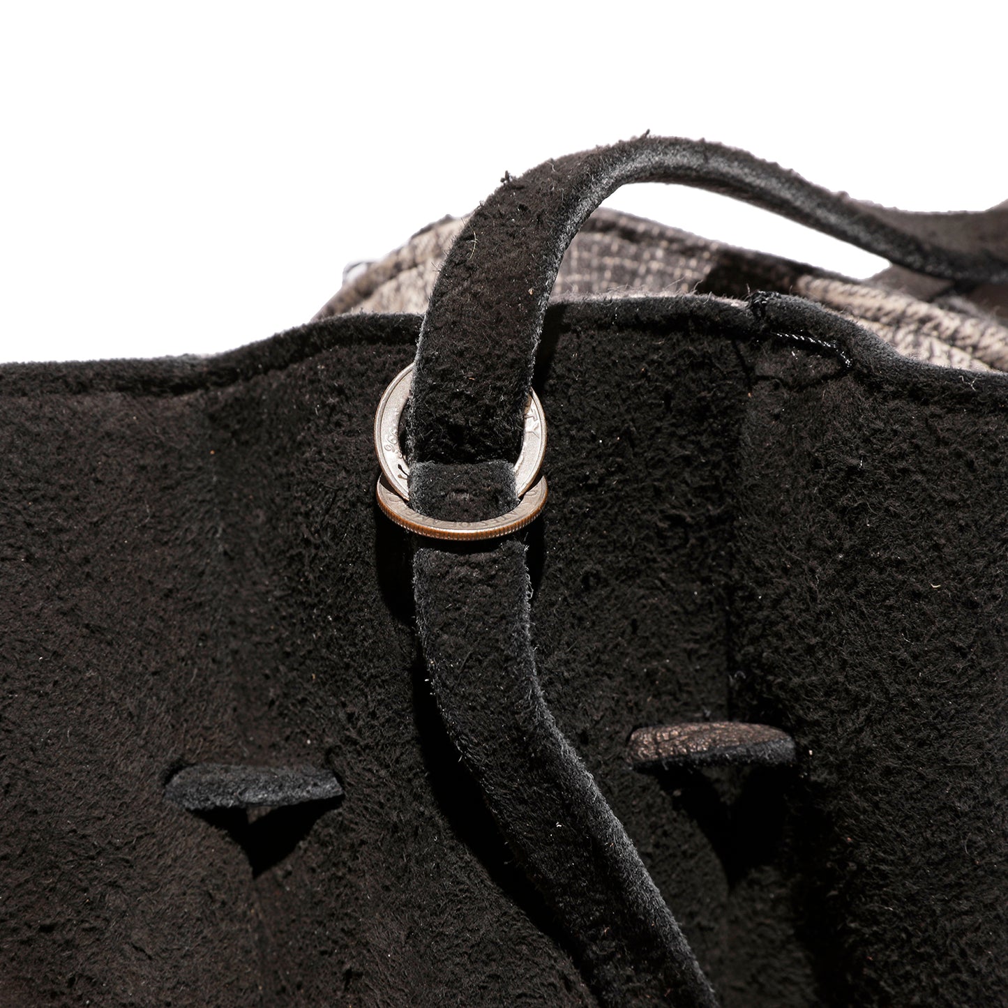 【Coming Soon】Elder hide Pouch【JDG23653】