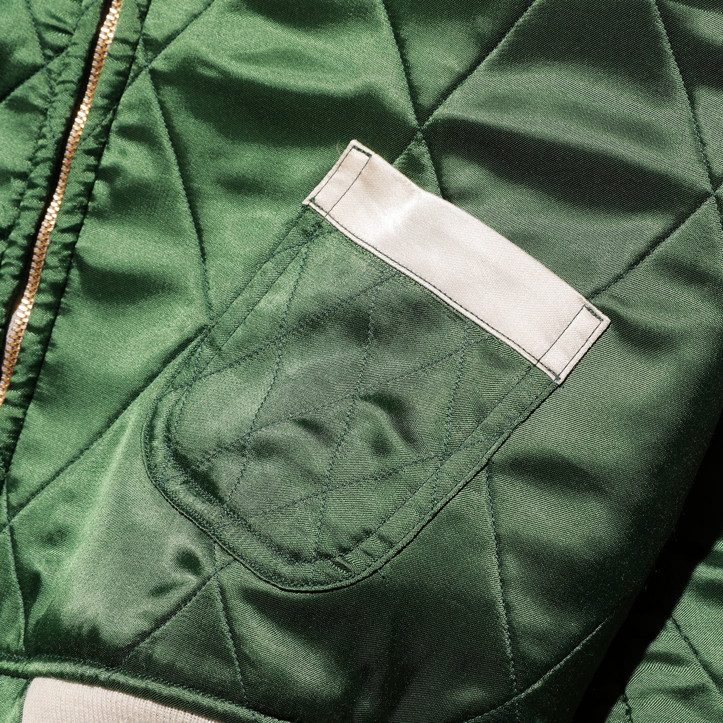 【Coming Soon】JELADO Skull Snake Souvenir Jacket 【JP23423】