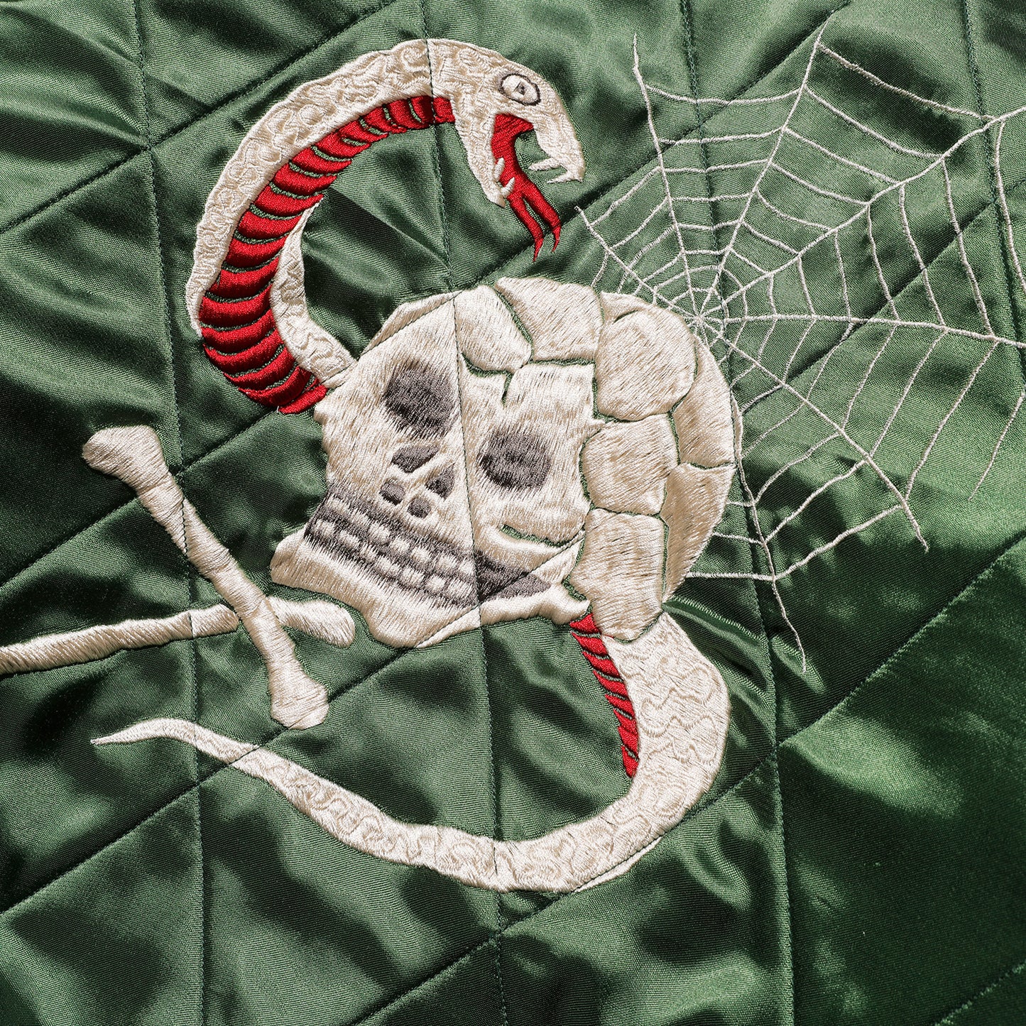 【Coming Soon】JELADO Skull Snake Souvenir Jacket 【JP23423】