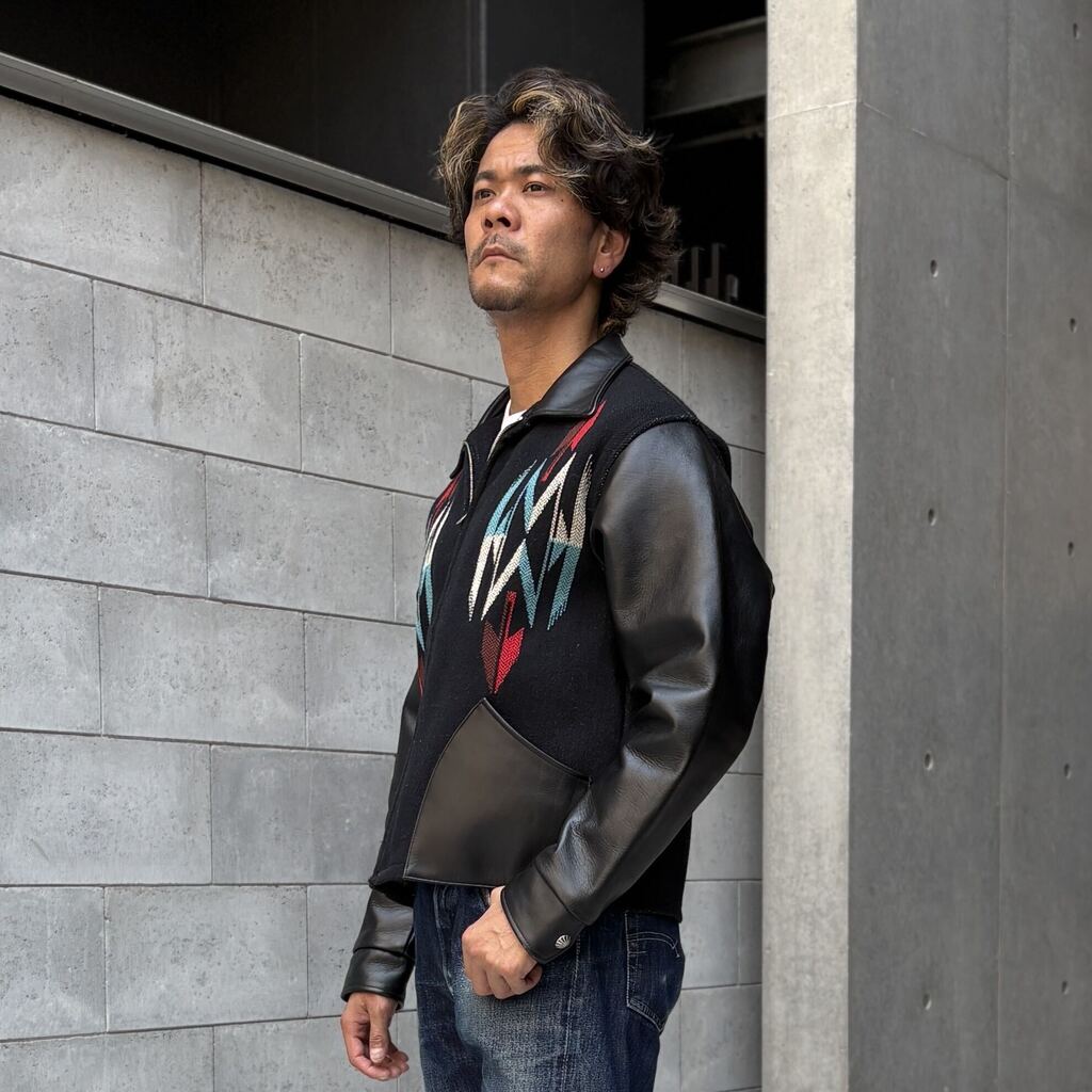 【ご予約商品 11月入荷予定】Sitting Bull Leather Sleeve【CB23434】